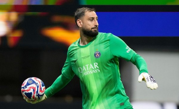 «Πάει να κλέψει τον Ντουναρούμα από τη Σίτι η Γιουνάιτεντ» (pic)