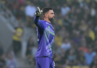 Ντραγκόφσκι: «Ομαδική δουλειά η πρόκριση – Ευχαριστώ πολύ τους προπονητές τερματοφυλάκων»