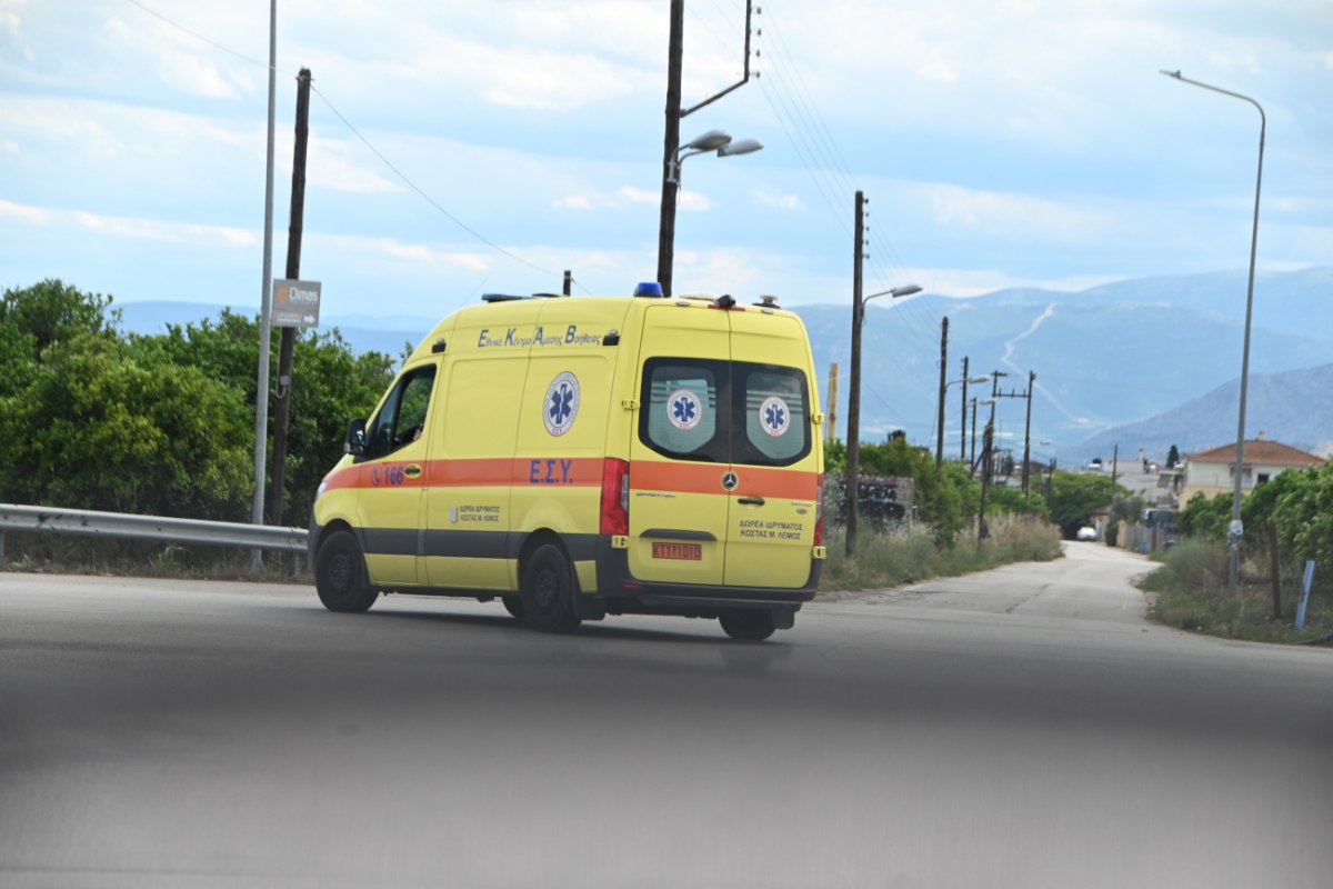 Τρίκαλα: Υπάλληλος καθαριότητας έπεσε από απορριμματοφόρο