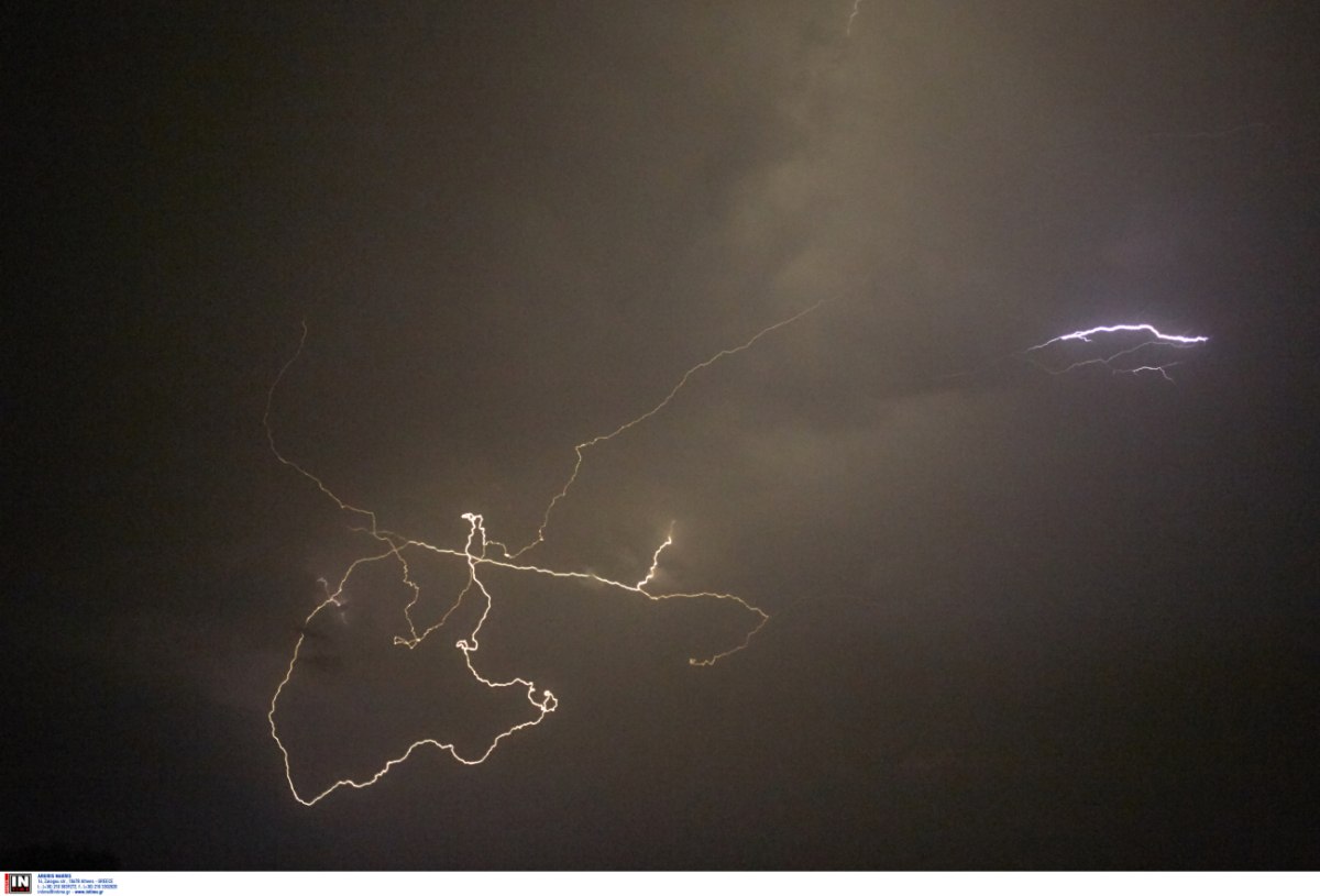 Καιρός: Έρχεται κύμα κακοκαιρίας με καταιγίδες και ισχυρούς ανέμους