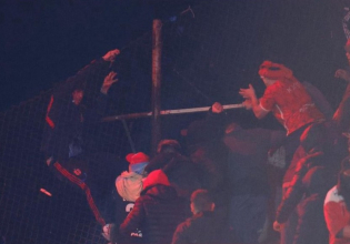 Αδιανόητες εικόνες από τα επεισόδια στην Αργεντινή: Αιμόφυρτοι οπαδοί τρέχουν γυμνοί για να γλιτώσουν (pics, vids)