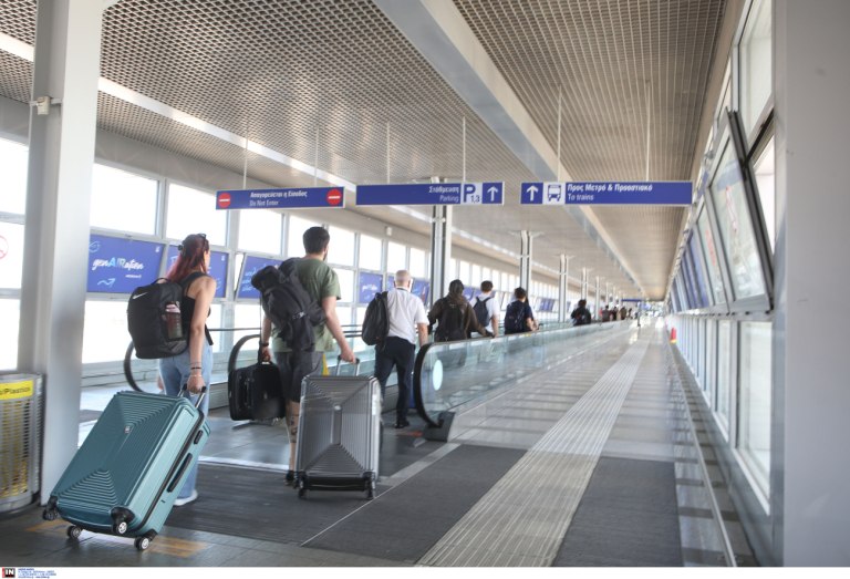 Απεργία ΑΔΕΔΥ: Τετράωρη στάση εργασίας από τους ελεγκτές εναέριας κυκλοφορίας – Ποιες πτήσεις θα εξυπηρετηθούν