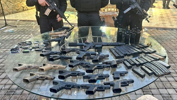 Ισημερινός Ανθρωποκτονίες Συμμορίες