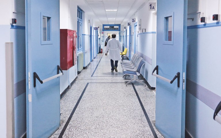 ΚΚΕ: Προκλητική η προσπάθεια του κ. Μητσοτάκη να παρουσιάσει ωραιοποιημένη εικόνα για το ΕΣΥ