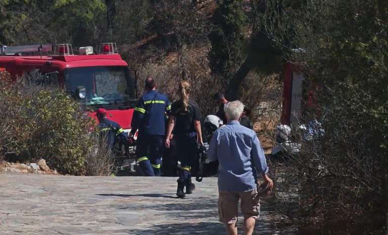 Σοβαρό ατύχημα στο Λυκαβηττό – Τουρίστας έπεσε στο κενό