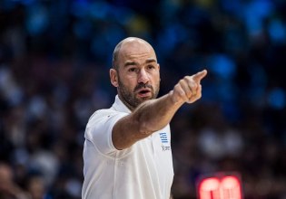 Σπανούλης: «Ιστορικό ότι ακούστηκε μόνο ένας Εθνικός Υμνος»