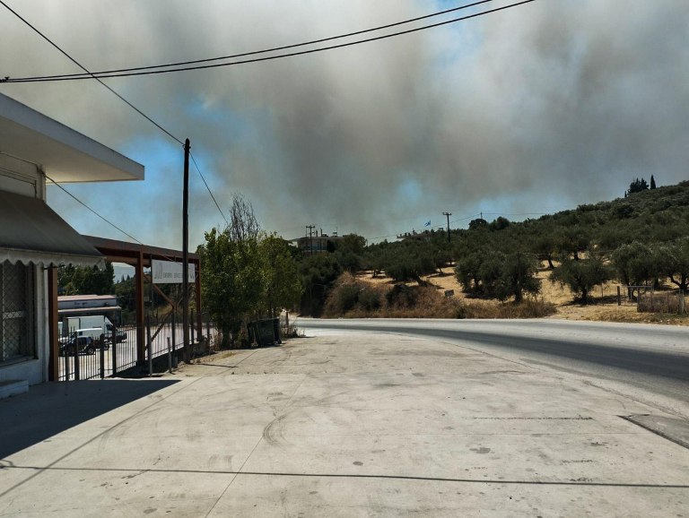 Εκκενώθηκαν προληπτικά εργοστάσια στη ΒΙΠΕ Πατρών