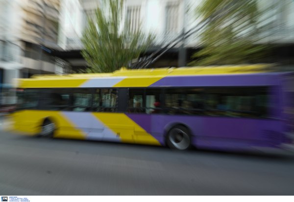 Τρόλεϊ: Το υπουργείο σχεδιάζει την κατάργησή τους – Αιφνιδιαστική απόφαση Κυρανάκη που προκαλεί αντιδράσεις