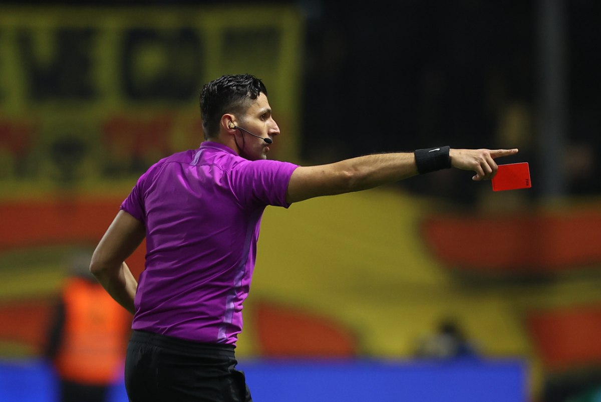 Τι «κουβαλάνε» οι διαιτητές της Super League