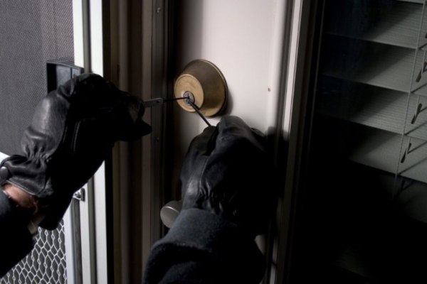 Σπείρα διαρρηκτών είχε ρημάξει κοσμηματοπωλεία, καταστήματα και σπίτια σε Θεσσαλονίκη και Σέρρες – 11 συλλήψεις