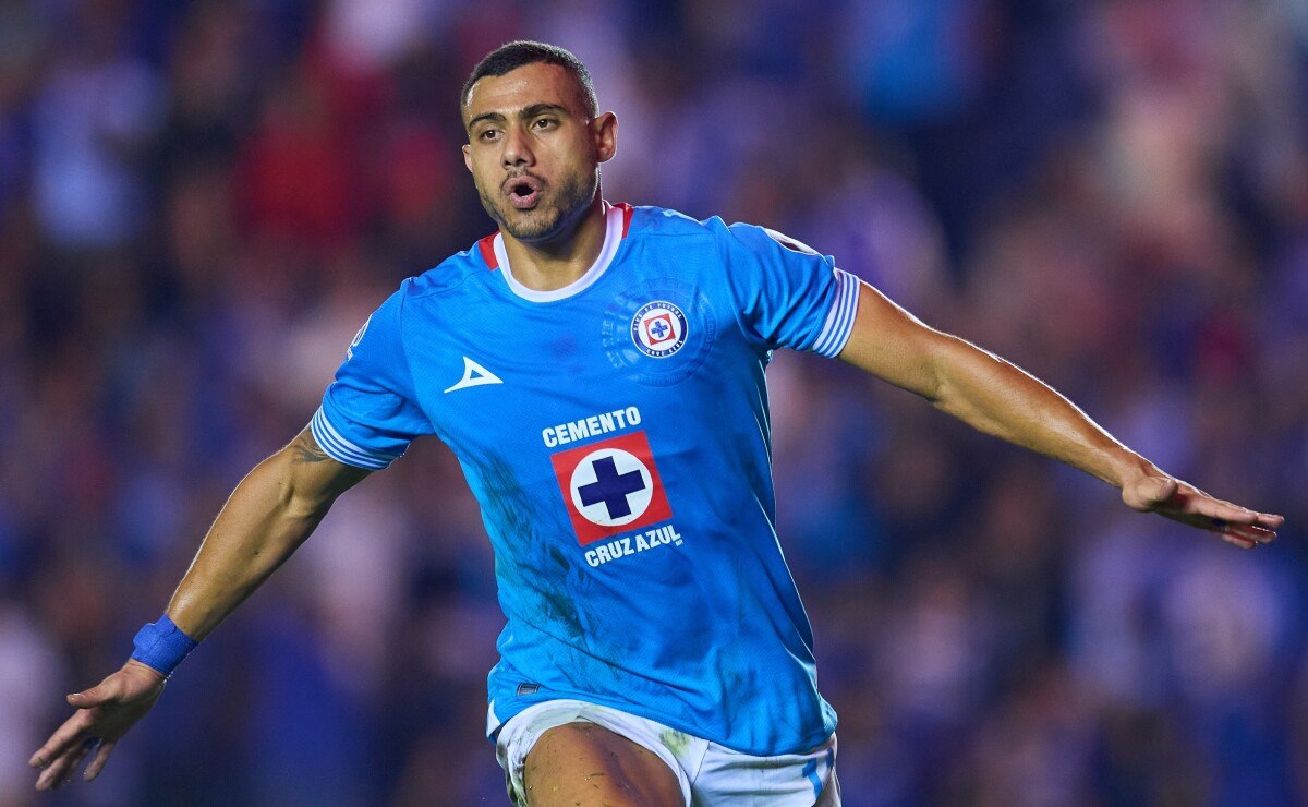 Προπονητής Κρουζ Αζούλ: «Περιμένουμε να φύγει ο Γιακουμάκης»