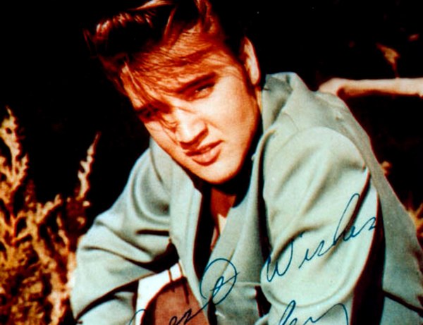 «Ποιος θα κουβαλούσε τα ναρκωτικά και τα όπλα του Έλβις;» – Ο άνθρωπος πίσω από τον μεγαλύτερο μουσικό θρύλο