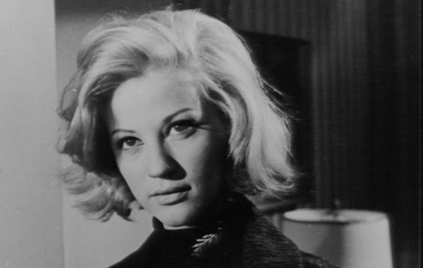 Μια σπάνια φωτογραφία της Ζωής Λάσκαρη δια χειρός του σπουδαίου Κλεισθένη Δασκαλάκου