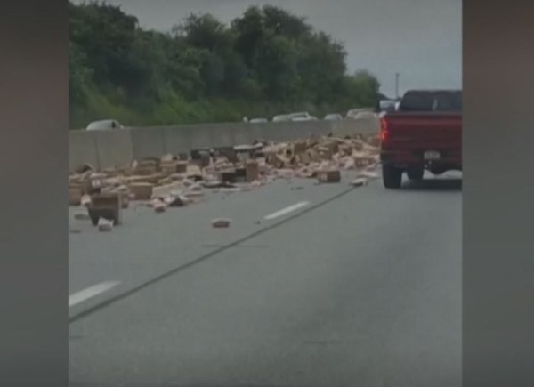 Μποτιλιάρισμα και 4 τραυματίες από πτώση… χοτ ντογκ