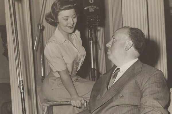 Μεγαλώνοντας με τον Άλφρεντ Χίτσκοκ – «Ο πατέρας μου είχε μακάβριο χιούμορ»