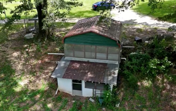 Υπόγειο τρόμου στην Αλαμπάμα: Κλειδωμένα παιδιά για χρόνια, θύματα σεξουαλικής κακοποίησης – Γονείς υπό έρευνα