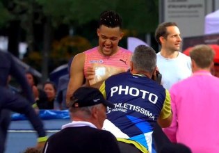 Έδωσαν στον Καραλή δώρο ελβετικό τυρί για τη νίκη του στη Λωζάνη (vid)