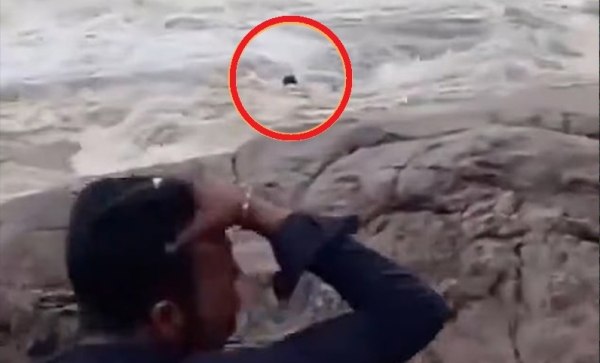 Τραγικό τέλος για 22χρονο youtuber – Τον «κατάπιε» καταρράκτης (video)