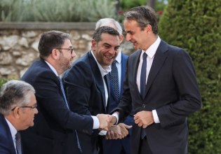 ΠΑΣΟΚ: Μεταξύ ΔΕΘ, εκλογικού νόμου και… κεντροαριστερών διεργασιών