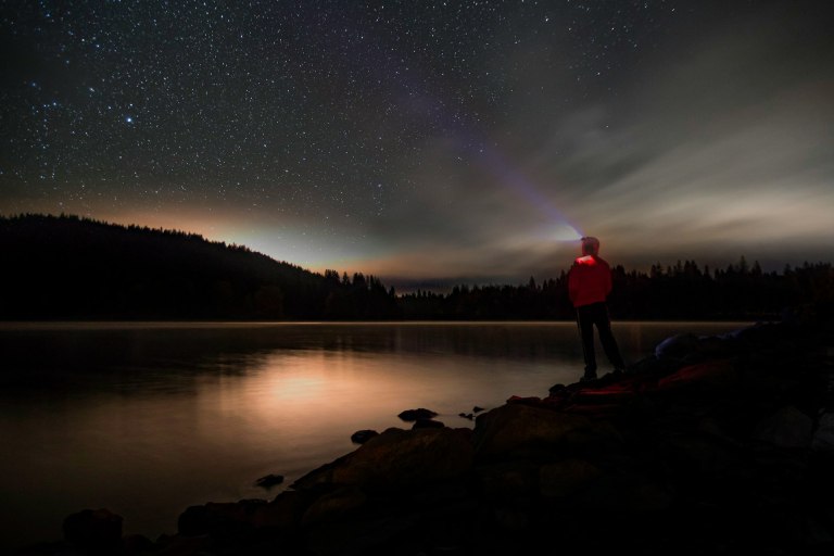 Άκρως Ζωδιακό: Τα Do’s και Don’ts στα ζώδια σήμερα [Παρασκευή 15.08.2025]