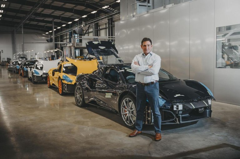 Χαοτικές αλλαγές και αποχωρήσεις – Τι ψάχνει η Lotus στις ΗΠΑ