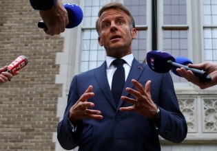 Ουκρανία: Ενας «ρωμαλέος ουκρανικός στρατός» πρέπει να περιλαμβάνεται στις εγγυήσεις ασφαλείας, λέει ο Μακρόν