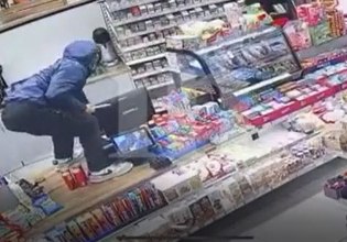 Συνελήφθη 24χρονος που λήστευε μίνι μάρκετ στη Νέα Σμύρνη – Βίντεο ντοκουμέντα