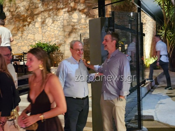 Η υποκρισία συνώνυμο με την πολιτική, του κόσμου όμως οι ισχυροί δεν λογαριάσανε καλά τι μπορούν να κάνουν οι λαοί για το δικαίωμα στη ζωή