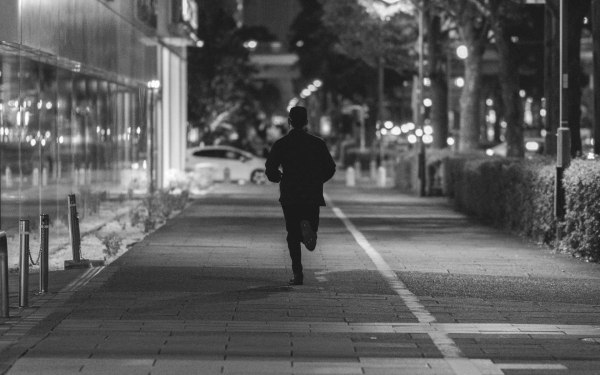 Πρωινή ή βραδινή προπόνηση; Ποια μας προσφέρει περισσότερα