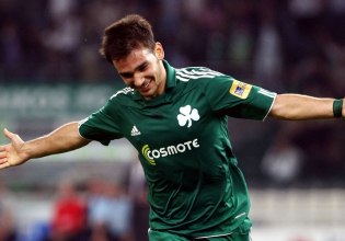 Ο Σωτήρης Νίνης ανακοίνωσε ότι σταματά το ποδόσφαιρο (vid)