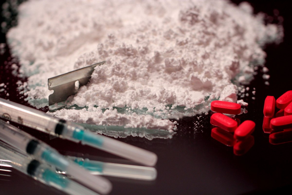 Πιο ισχυρά από τη φαιντανύλη – Τι είναι τα οπιοειδή νιταζένια που προκαλούν εκατοντάδες θανάτους στην Ευρώπη