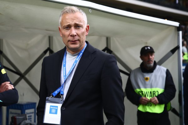 Έξαλλος ο Βαλέρι: Οι διαιτητές της Super League 2 «ναυάγησαν» στις γραπτές εξετάσεις