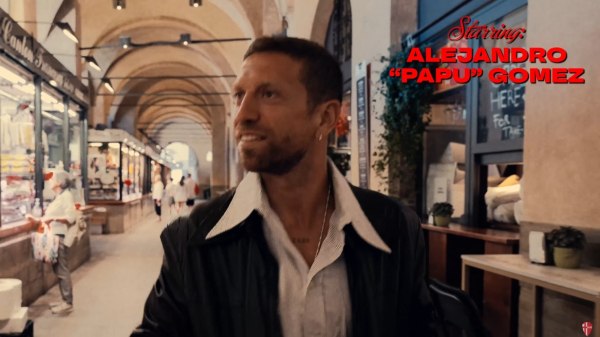 Η Πάντοβα ανακοίνωσε την μεταγραφή του Πάπου Γκόμεζ σε… ρόλο Τζον Τραβόλτα (vid)