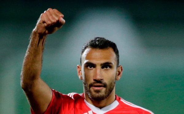 Aμετακίνητος ο Παυλίδης, η Μπενφίκα σκληραίνει τη στάση της