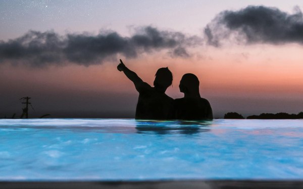 Άκρως Ζωδιακό: Τα Do’s και Don’ts στα ζώδια σήμερα [Παρασκευή 08.08.2025]