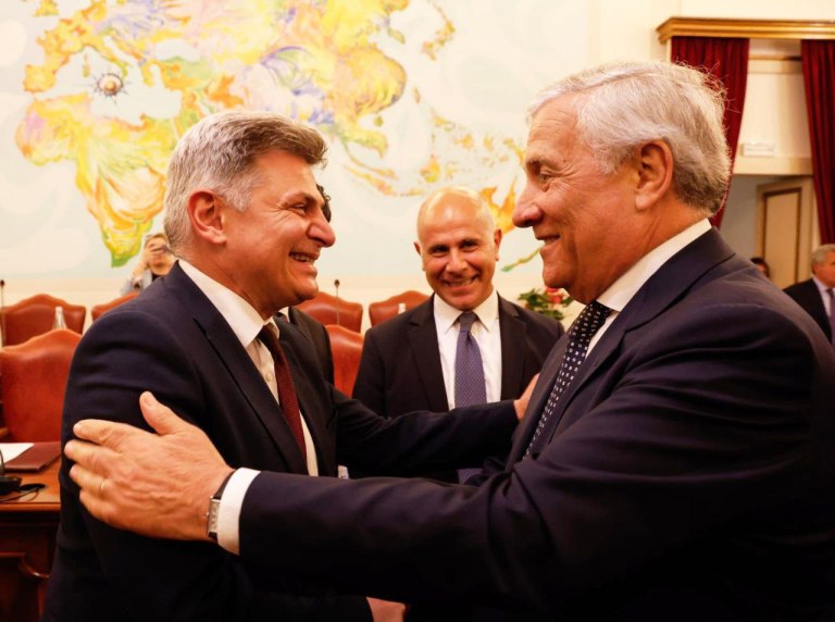 Επιστολή Φαραντούρη στον Ιταλό υπουργό Εξωτερικών: Δεν μπορείτε να αγνοείτε την Ελλάδα στη Μεσόγειο