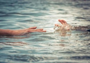 «Μάστιγα» οι πνιγμοί σε θάλασσα και πισίνες στην Ελλάδα – Η δεύτερη αιτία θανάτου μετά τα τροχαία