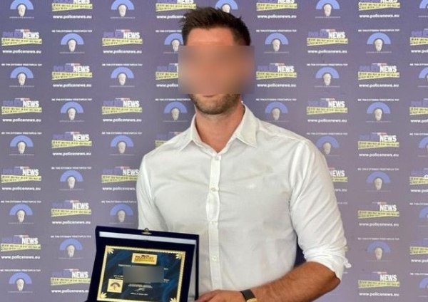 Στο μικροσκόπιο των «Αδιάφθορων» και πριν την παραίτηση ο TikToker πρώην αστυνομικός – Τι εκτιμούν οι Αρχές