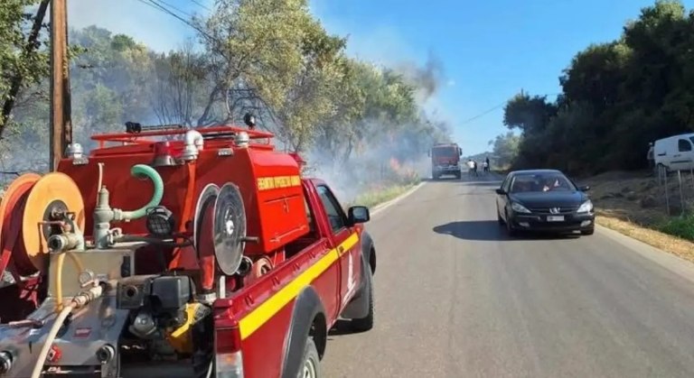 Φωτιά στο Ράγιο Θεσπρωτίας – Ήχησε το 112