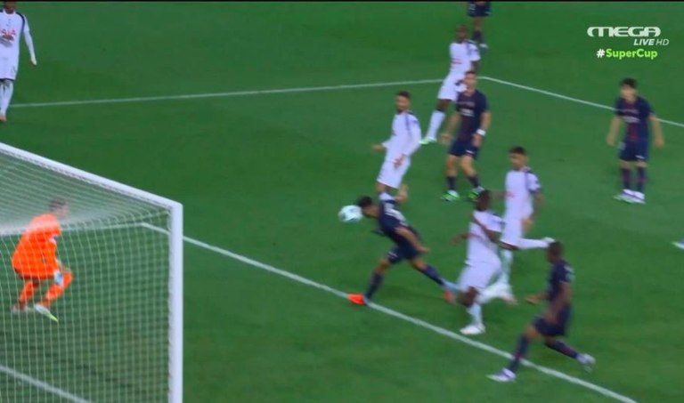 Τρομερό φινάλε στο Super Cup: Ισοφάρισε σε 2-2 η Παρί με τον Ράμος στο 90+4’ (vids)