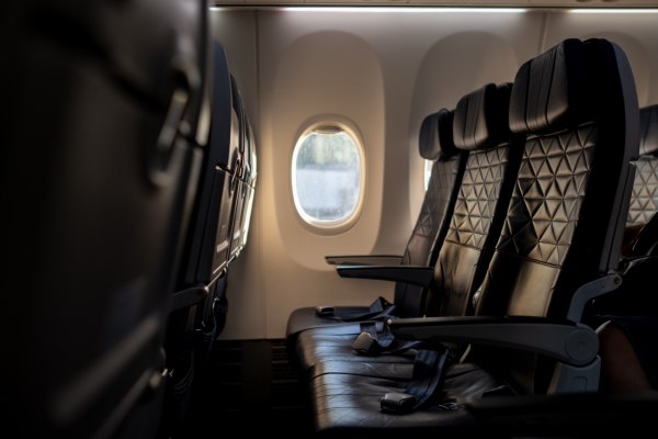 Αυτό είναι το πιο βρώμικο σημείο σε ένα αεροπλάνο – και δεν είναι η τουαλέτα