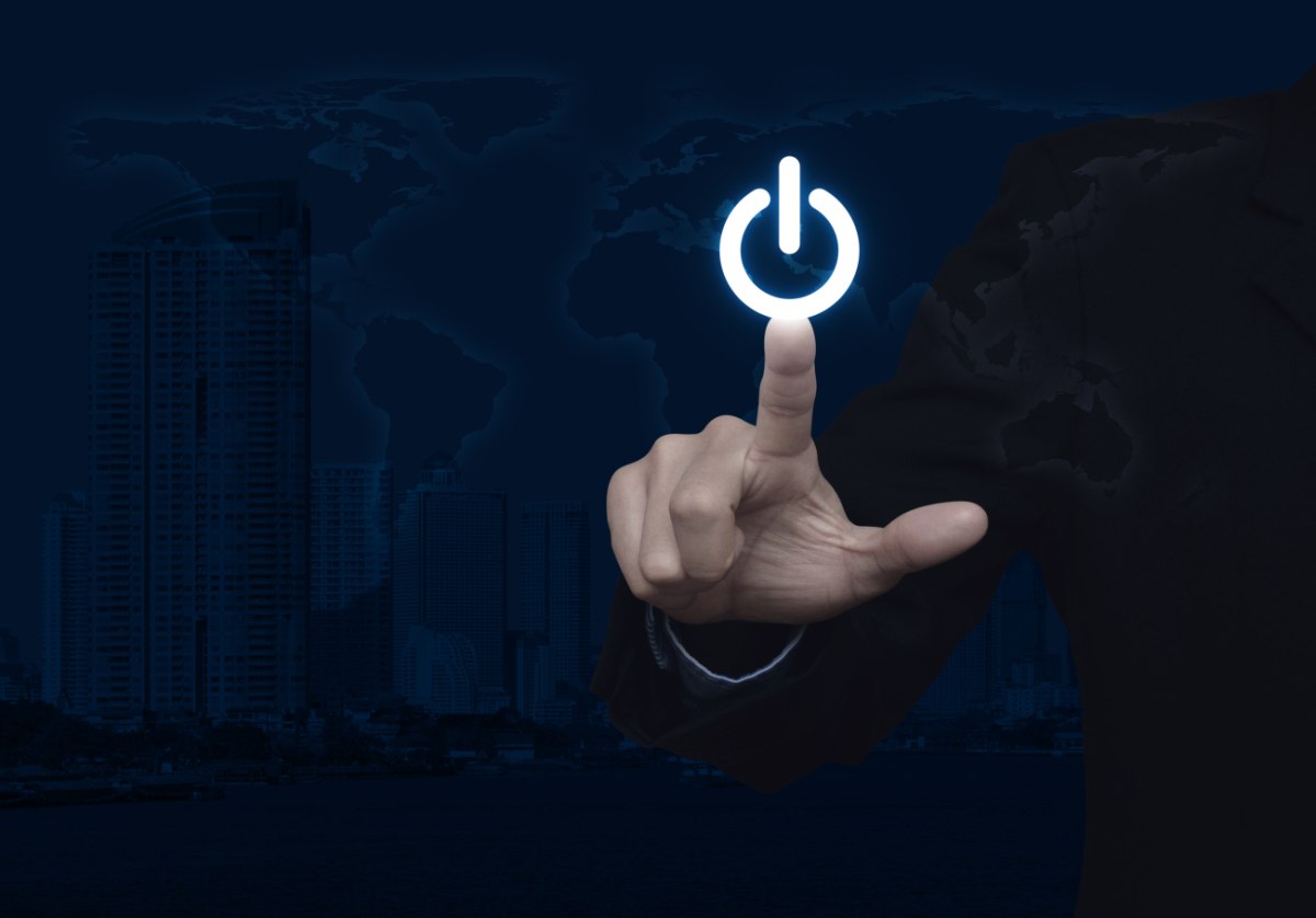 Η χώρα χρειάζεται επανεκκίνηση και μια νέα Μεταπολίτευση