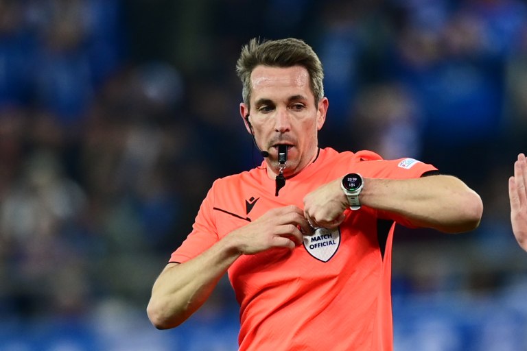 Η UEFA δεν έχει πρόβλημα για ξένους διαιτητές στα ντέρμπι της Super League