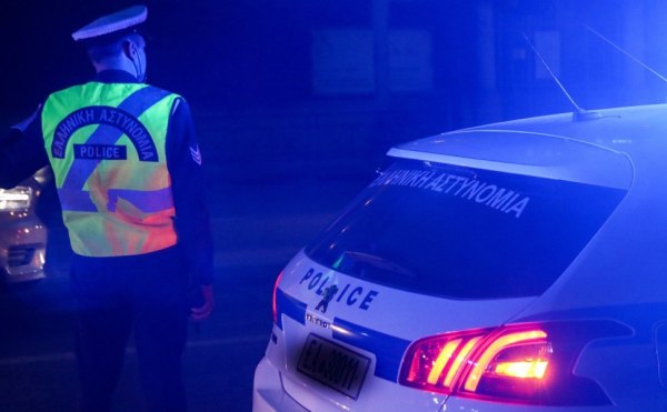 Ζεφύρι: Χτύπησε τη μηχανή του με το ΙΧ και τον εγκατέλειψε σοβαρά τραυματισμένο στο οδόστρωμα