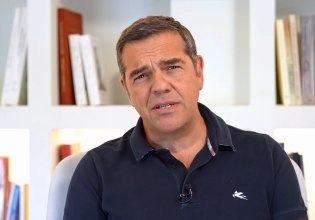 Τσίπρας για Σαντορινιό: Περήφανος που δώσαμε πλάι-πλάι τη μάχη για την απαλλαγή από τη μνημονιακή επιτροπεία
