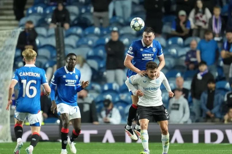 LIVE: Κλαμπ Μπριζ – Ρέιντζερς