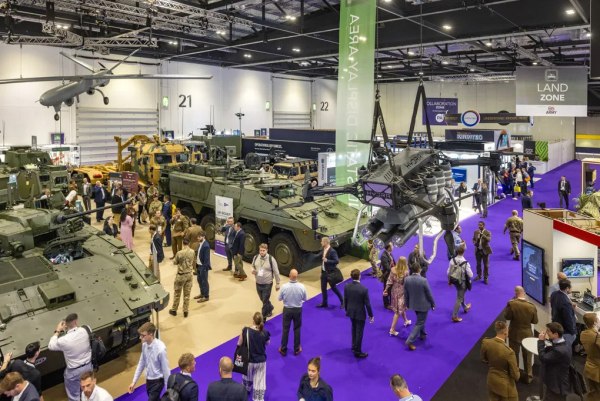 Βρετανία: Μπλόκο σε Ισραηλινούς κυβερνητικούς αξιωματούχους σε έκθεση άμυνας – Αντιδράσεις από το Τελ Αβίβ