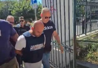 Προθεσμία να απολογηθεί έλαβε ο γυναικοκτόνος στον Βόλο – Κατηγορείται για ανθρωποκτονία εκ προθέσεως