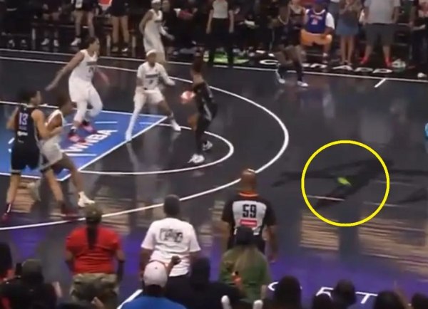 WNBA: Οργάνωση κρυπτονομισμάτων υπεύθυνη για τη ρίψη των ερωτικών βοηθημάτων – Ο λόγος που τα πετάνε