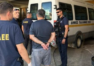 Συνελήφθη μόνιμος υπάλληλος του Δήμου Παλλήνης για τέσσερις εμπρησμούς